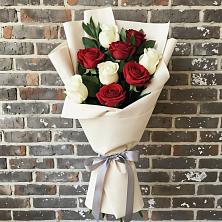 Букет цветов из:  Розы в Первомайском Оренбургский район