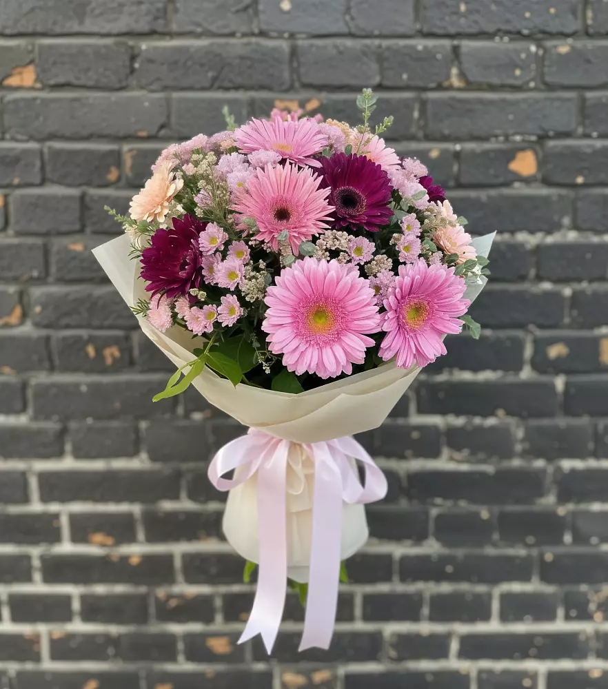Букет цветов из: Герберы и Хризантемы в Первомайском Оренбургский район