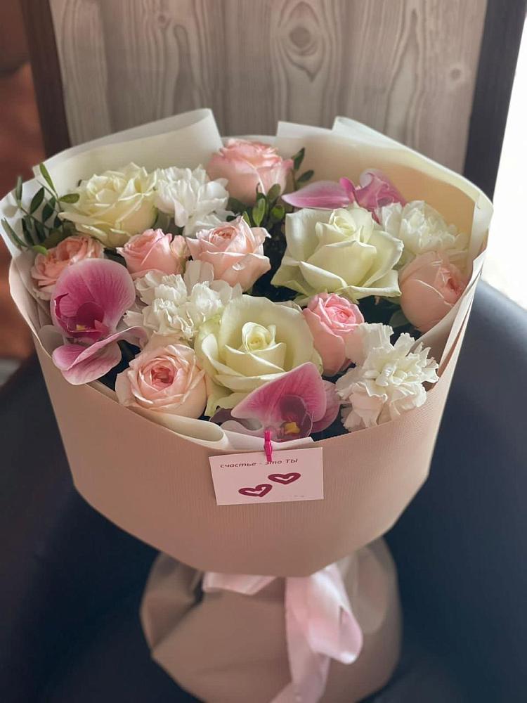 Букет цветов из: Орхидеи, Розы и Гвоздики в Первомайском Оренбургский район