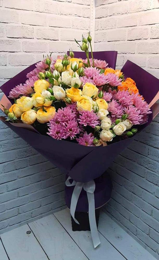Букет цветов из: Хризантемы и Розы в Первомайском Оренбургский район