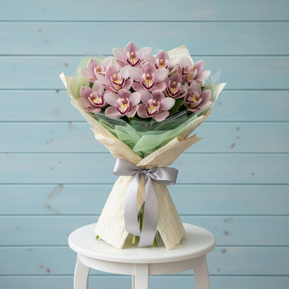 Букет цветов из: Орхидеи и Розы в Первомайском Оренбургский район