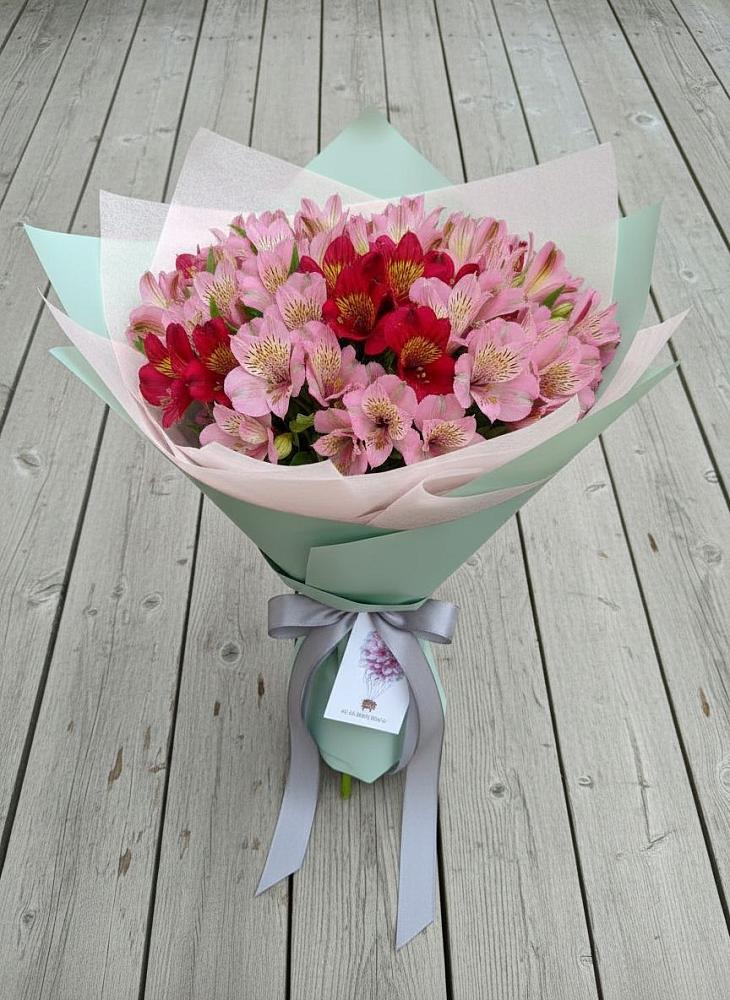 Букет цветов из: Альстромерии в Первомайском Оренбургский район