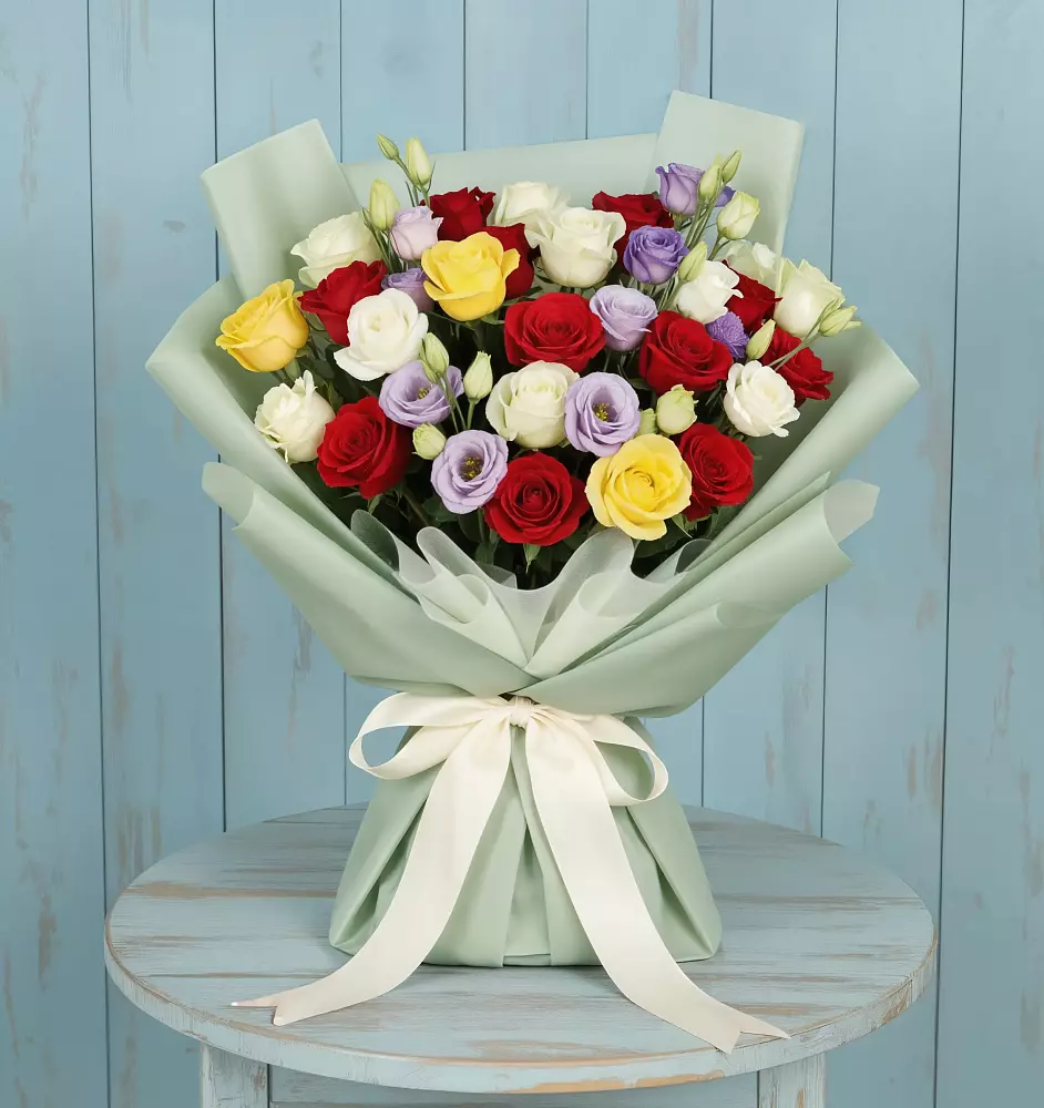 Букет цветов из: Розы в Первомайском Оренбургский район