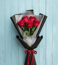 Букет цветов из:  Розы в Первомайском Оренбургский район