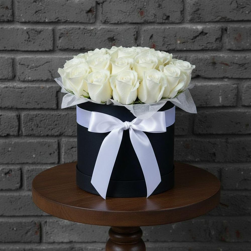 Цветочная композиция из Розы в шляпной коробке в Первомайском Оренбургский район