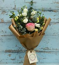 Букет цветов из:  Розы и Лизиантусы в Первомайском Оренбургский район