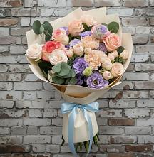 Букет цветов из:  Розы, Лизиантусы и Гвоздики #REPLACE_PRED# Первомайском Оренбургский район