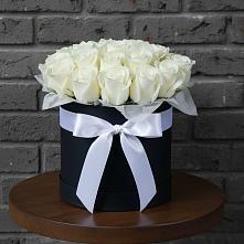 Цветочная композиция из Розы в шляпной коробке в Первомайском Оренбургский район